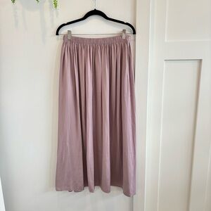 The Nines Boutique Satin Pleated Mauve Midi Skirt Elastic Waist Women's Small